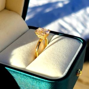 Solid 18k gold 3ct oval moissanite ring